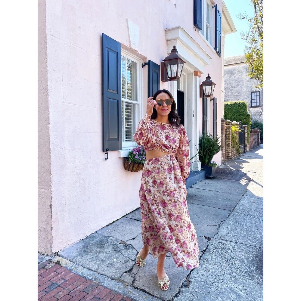 En Saison Lissandra Midi Dress Pink Floral Size Small NWT Long Sleeve Cut Out